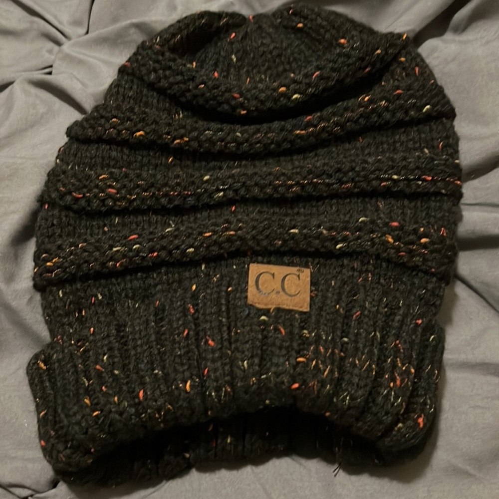 Set Of 4 C.C Hats All But One Were Worn Once, Bla… - image 4